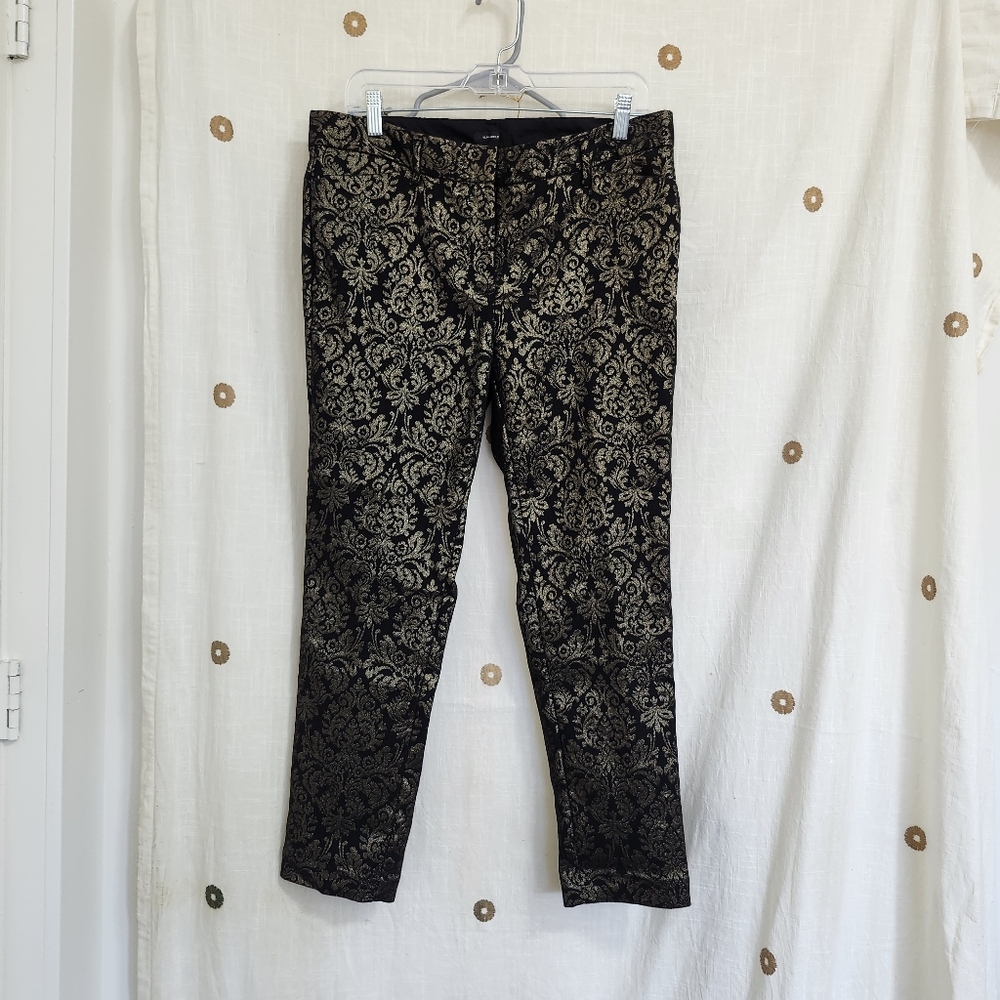 Worthington Black and Gold Patterned Cropped Pants